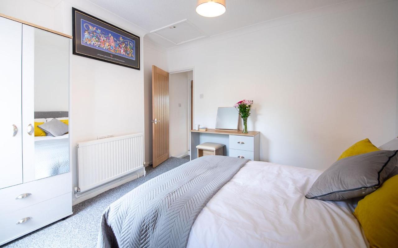 Bright 3 Bedroom Townhouse Near City Centre Norwich Exterior photo