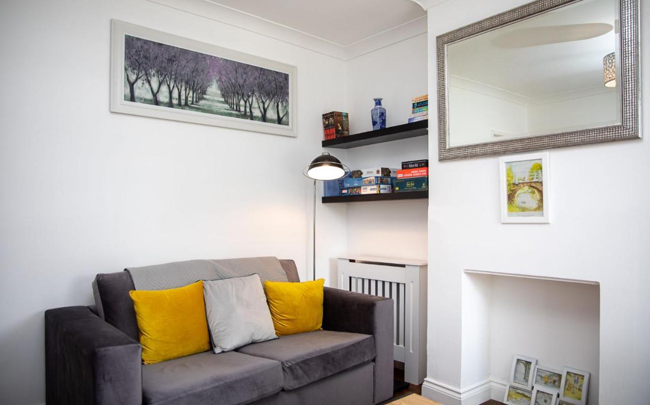Bright 3 Bedroom Townhouse Near City Centre Norwich Exterior photo